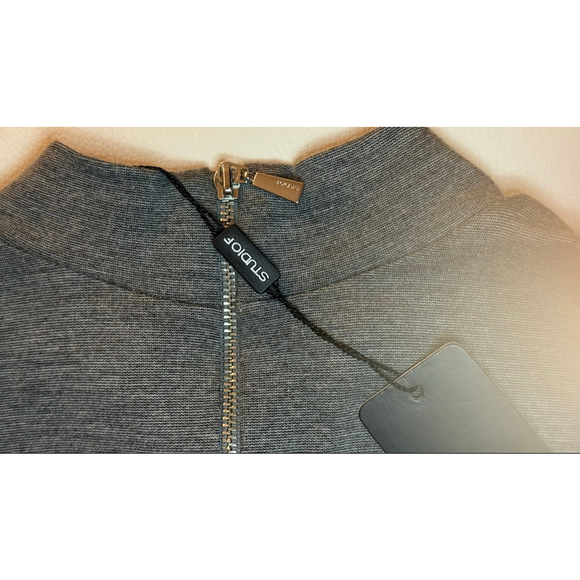 STUDIO F  Women's Gray Long Sleeve Dress Size 8 Made in Colombia ￼ - Picture 4 of 7